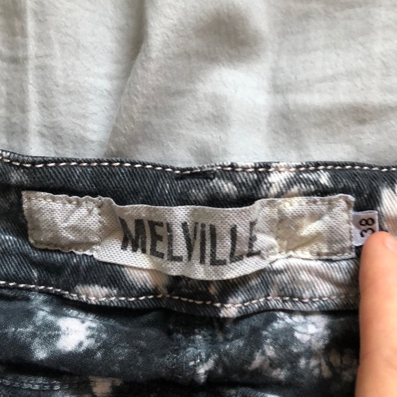 RARE tie-dye black & white Brandy Melville shorts - Picture 2 of 4